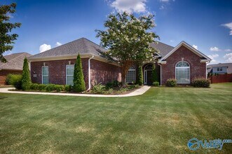 Building Photo - 4706 Old Maple Ct