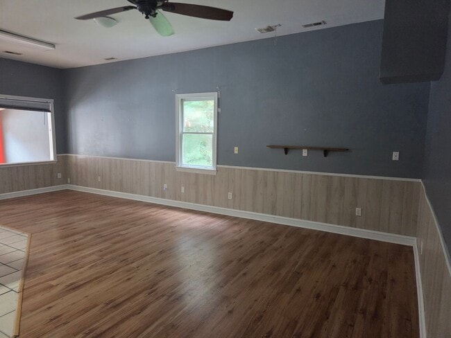 Building Photo - 85 Bridle Way