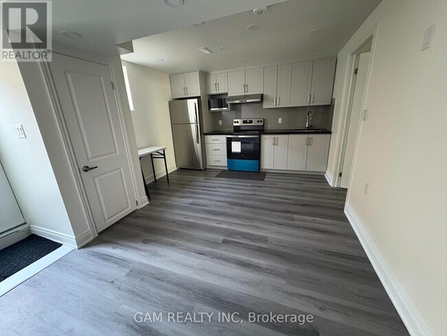 Building Photo - 4423 Centretown Way
