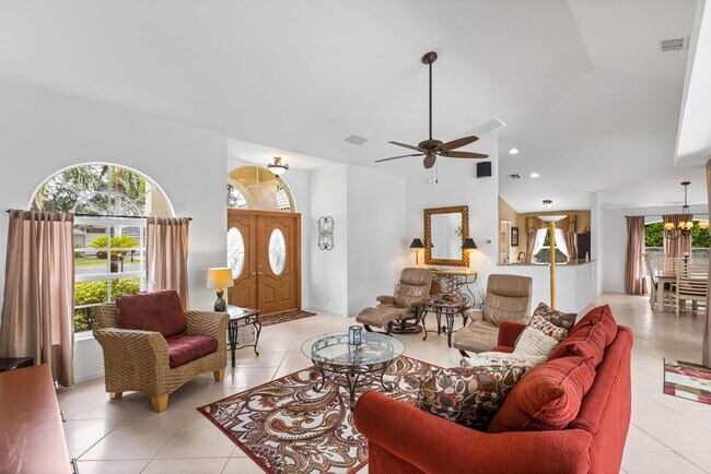 Foto del edificio - ** BRIARWOOD ** 3 BED / 2 BATH - POOL HOME - TURNKEY FURNISHED - SEASONAL OR SHORT TERM