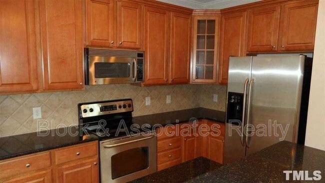 Building Photo - 4024 Abbey Park Way