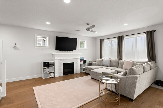 Building Photo - 11081 SW Annand Hill Ct