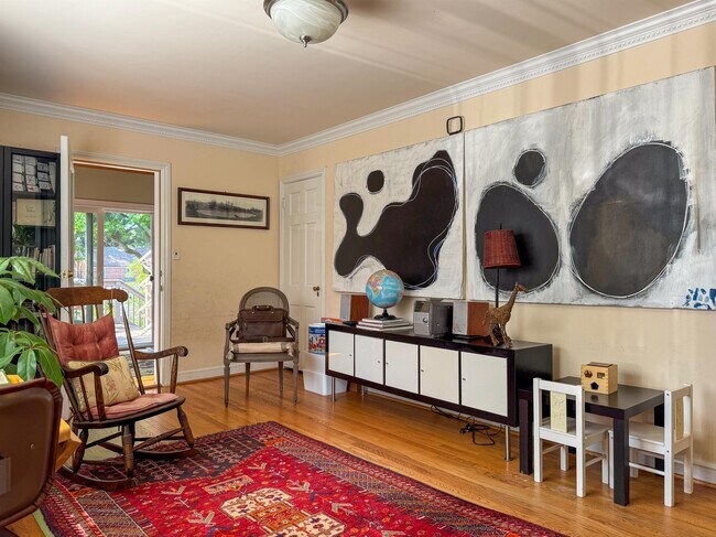 Foto del edificio - 1627 Webster St NE