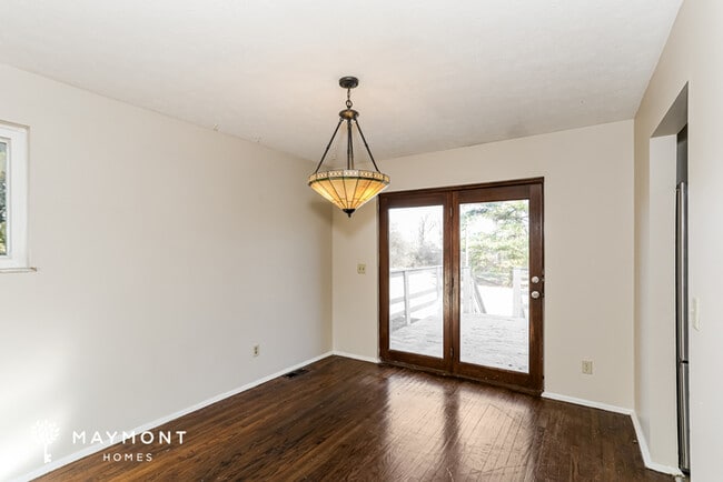 Building Photo - 8340 Taffy Dr