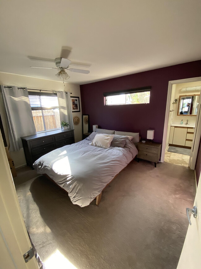 Building Photo - 10940 Decatur Rd