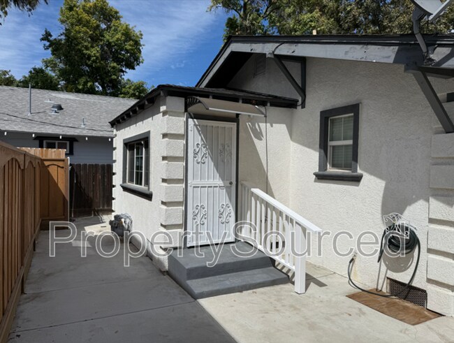 Foto del edificio - 949 Windeler Ave