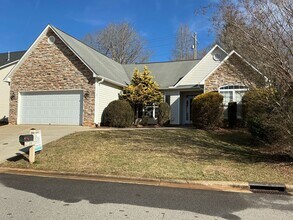 Building Photo - 46 Summer Meadow Rd