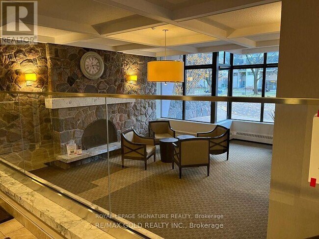 Photo du bâtiment - 1625 Bloor St