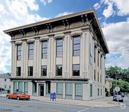 Building Photo - 71 N Main St