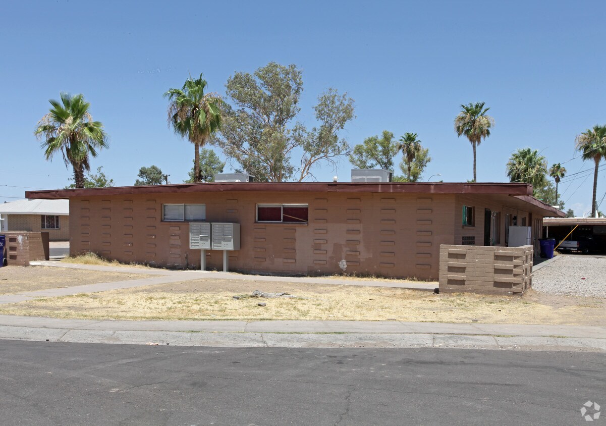 Foto del edificio - 101 W Gary Dr