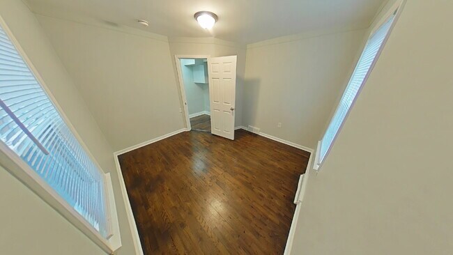 Foto del edificio - 28319 Maple St