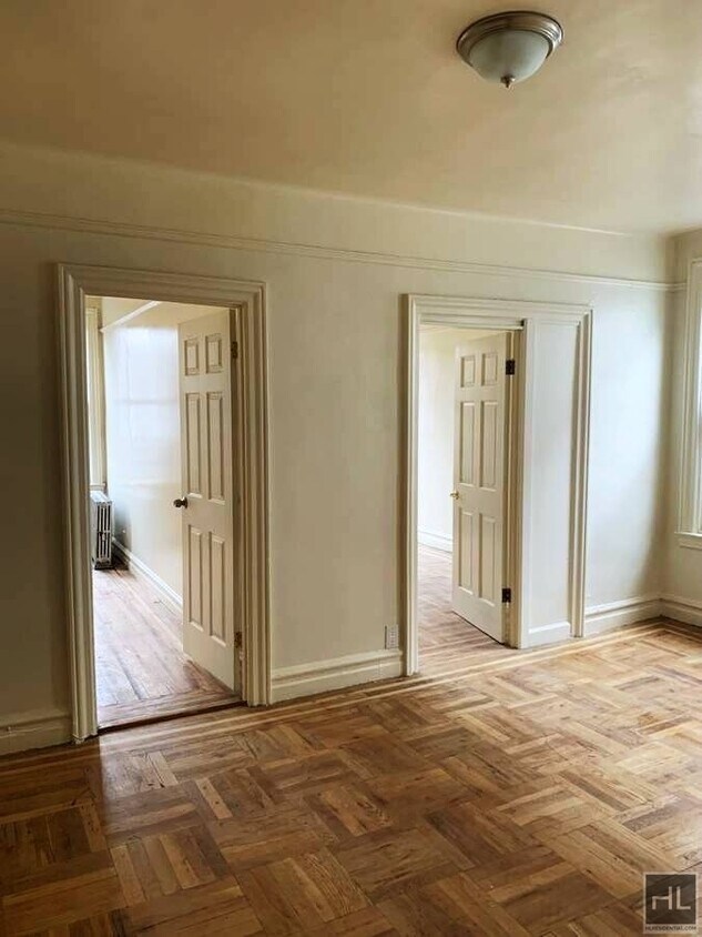 Foto principal - EAST 223 STREET