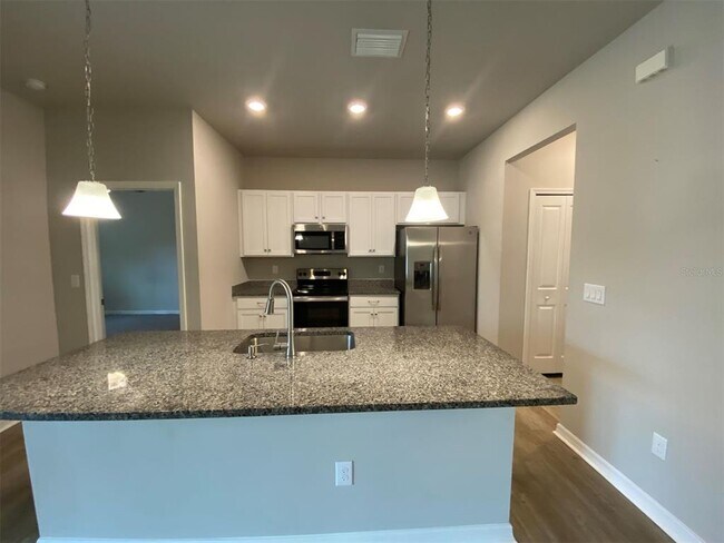 Building Photo - 5350 San Luis Terrace