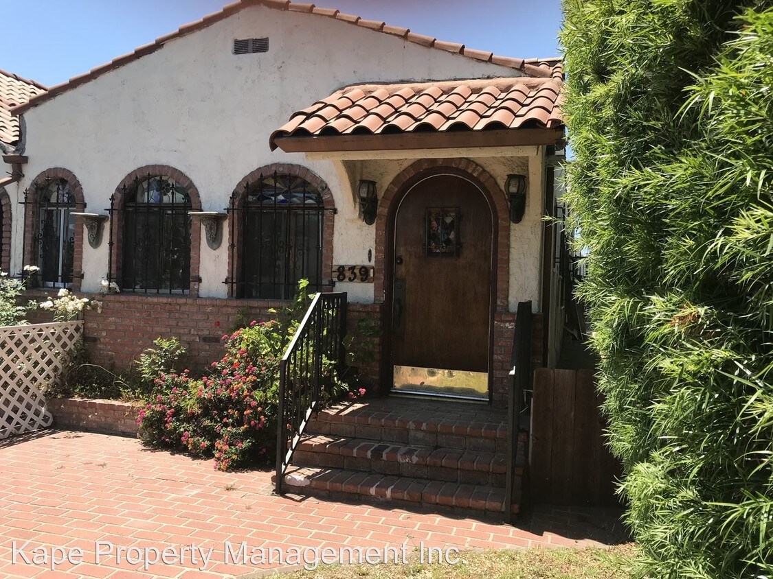 Foto principal - 839 N Poinsettia Pl