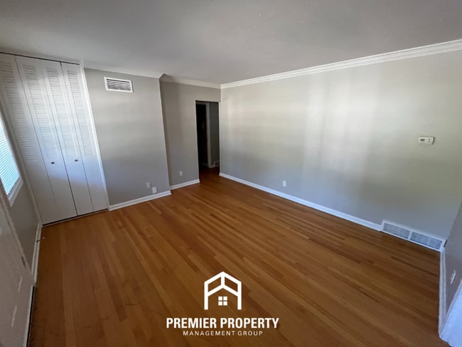 Photo - 4197 Cottonwood Rd House