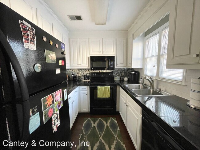 Foto del edificio - 2 br, 1.5 bath House - 1310 Brennen Rd #7