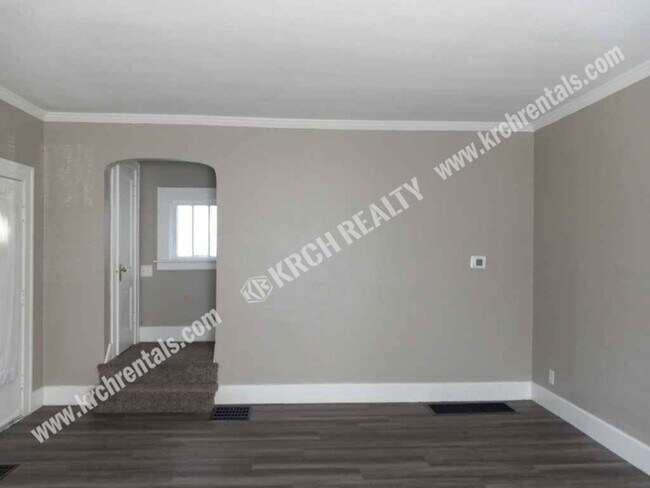 Building Photo - Very Nice 3-Bedroom Home with Full Basement