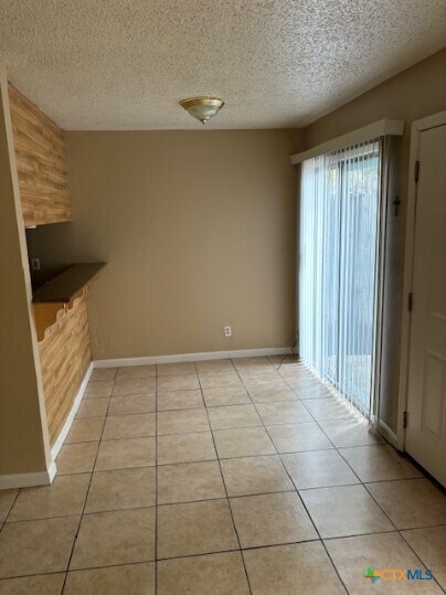 Foto del edificio - 2312 Andover Dr