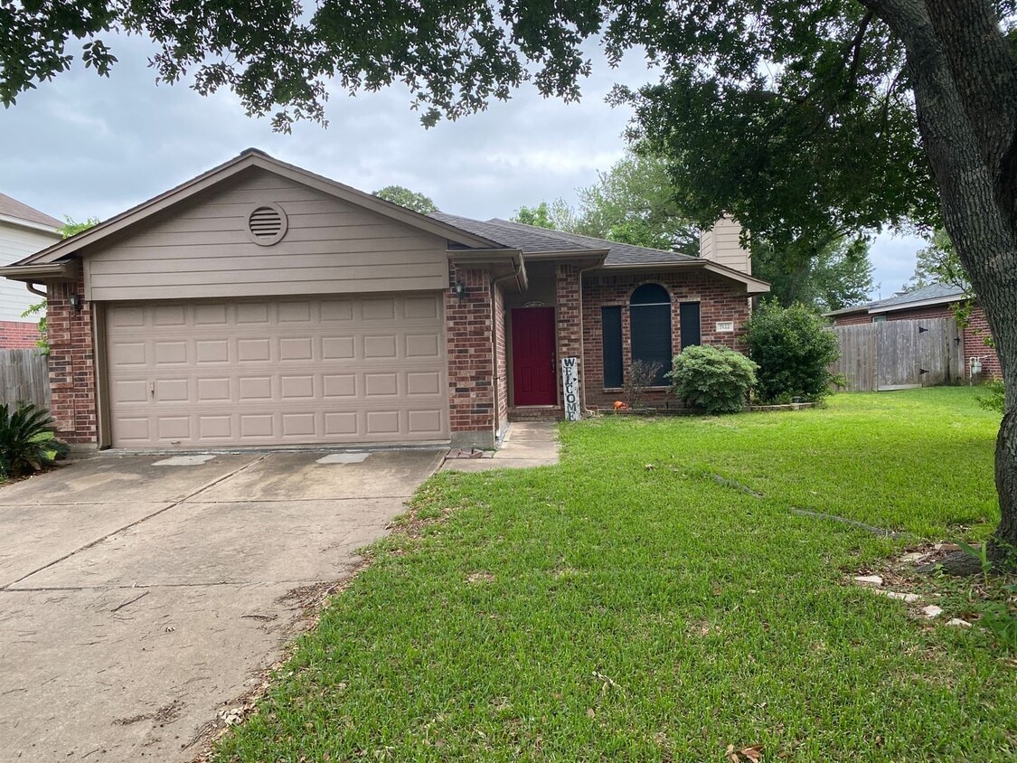 Building Photo - KATY TEXAS