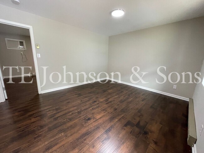 Foto del edificio - Newly Renovated 1 Bedroom Near Easton Park!