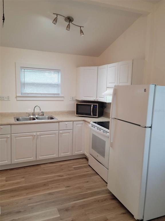 Foto del edificio - 1751 Fruitville Rd