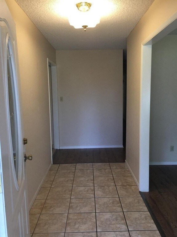 Foto del edificio - 1071 W Fremont Ave