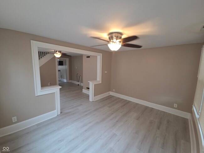 Foto del edificio - 1337 W Lee St