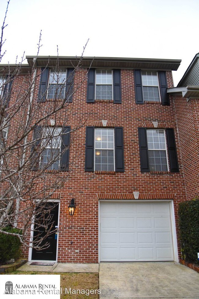 Building Photo - 219 Meadow Croft Cir