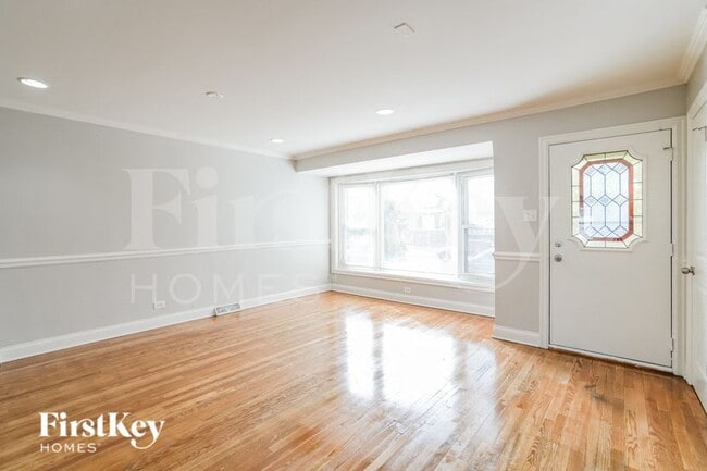 Building Photo - 6627 S Keating Ave