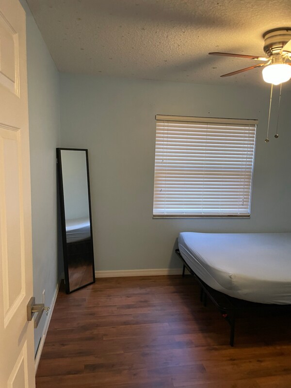 Foto del edificio - 537 Trend Rd