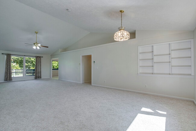 Foto del edificio - 201 Seminole Cir