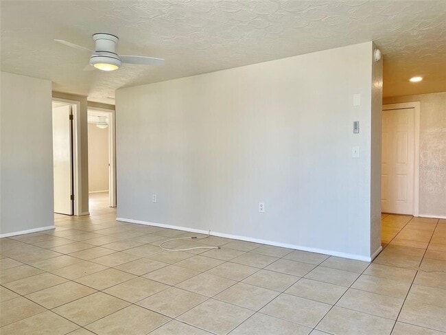 Building Photo - 5814 1st Ave