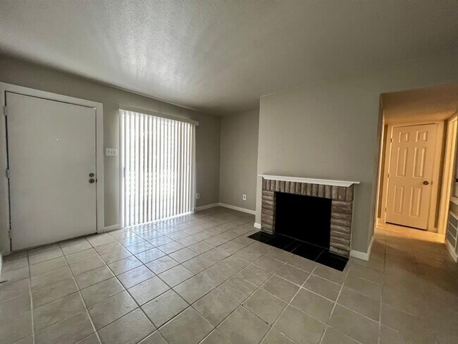 Building Photo - 12602 Ashford Meadow Dr