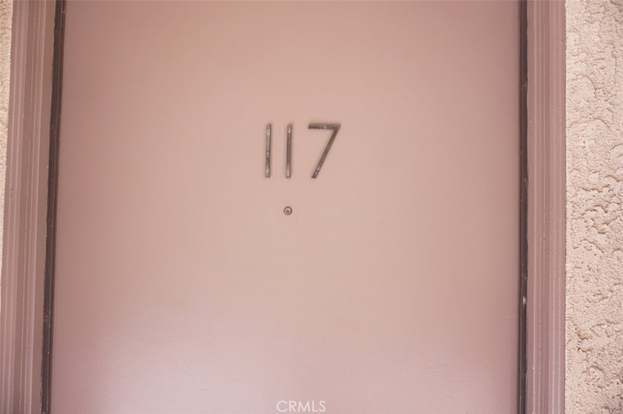 Foto del edificio - 15215 Magnolia Blvd