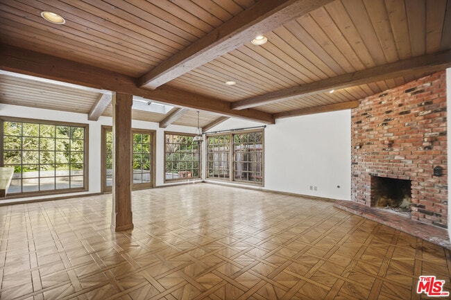 Foto del edificio - 6748 Wildlife Rd