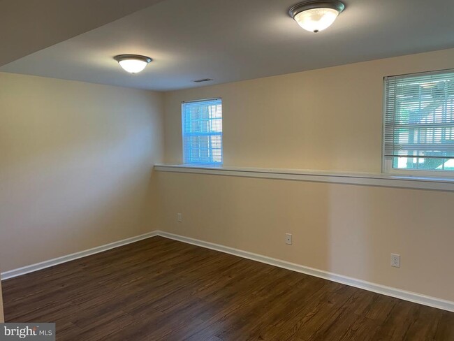 Foto del edificio - 261 Sloan Ct