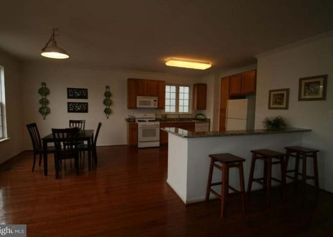 Photo - 18107 Coachmans Rd House