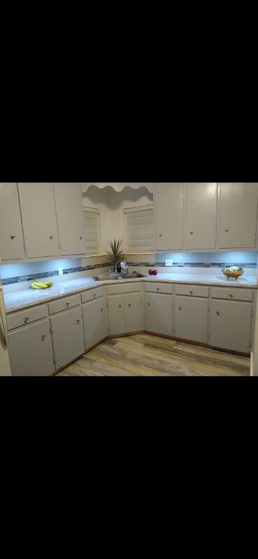 Building Photo - 2426 Santa Fe Ave