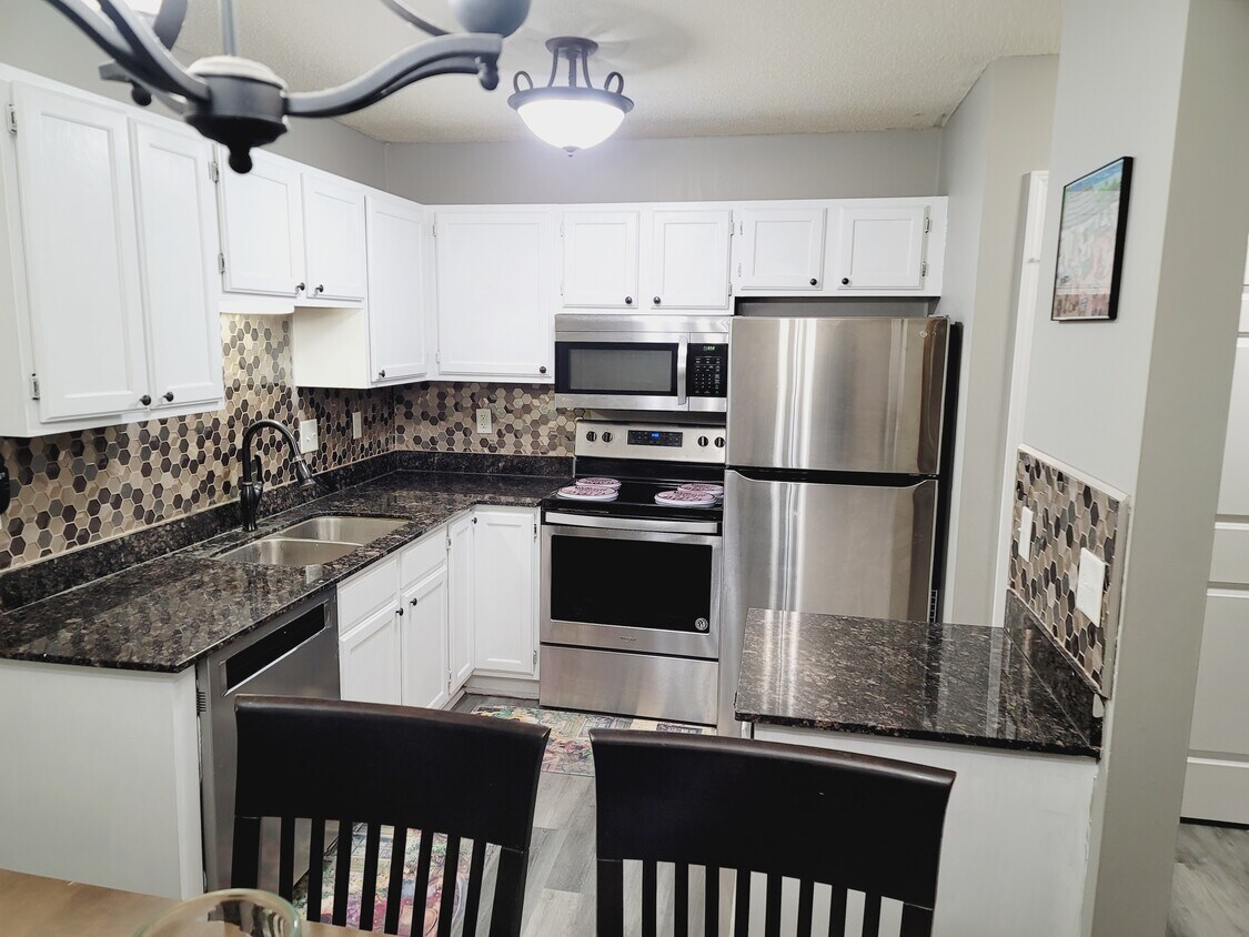 7360 Vinewood Ct, Osseo, MN 55311 Townhome Rentals in Osseo MN