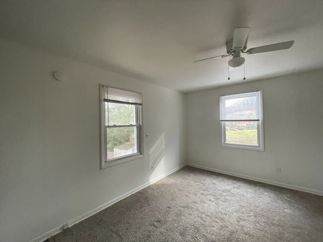 Building Photo - 1440 Wolfe Ln