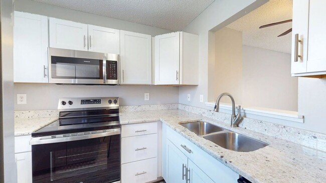 Foto del edificio - 1778 Ridgebury Dr