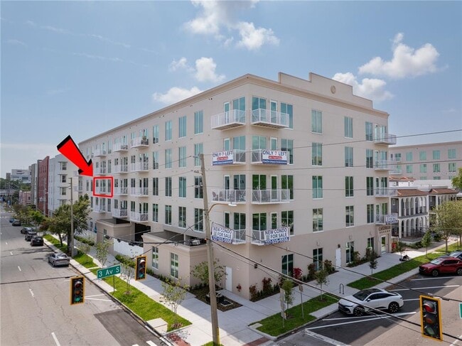 Foto del edificio - 600 3rd Ave S