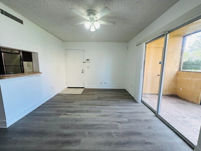 Building Photo - 8471 SW 5th St