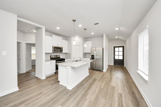 Building Photo - 18757 Bliss Pl