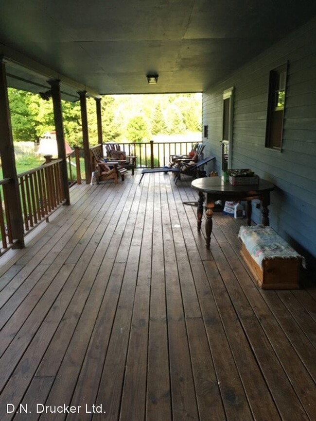 Building Photo - 3 br, 2 bath House - 7691 Number 4 Road West