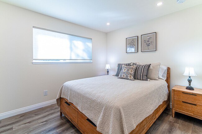 Foto del edificio - 208 Vista Ct