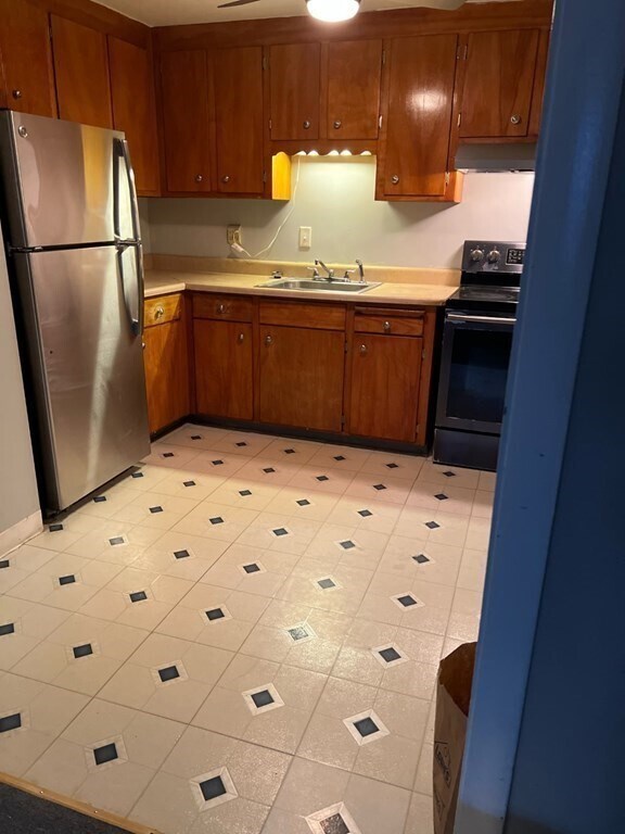 Foto del edificio - 39 Montvale Ave