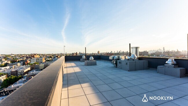 Building Photo - 260 Knickerbocker Ave