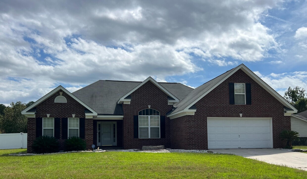 174 Shady Hill Cir, Richmond Hill, GA 31324 House Rental in Richmond