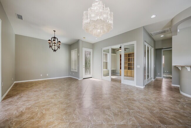 Foto del edificio - 13 Loch Ness Lake Ct